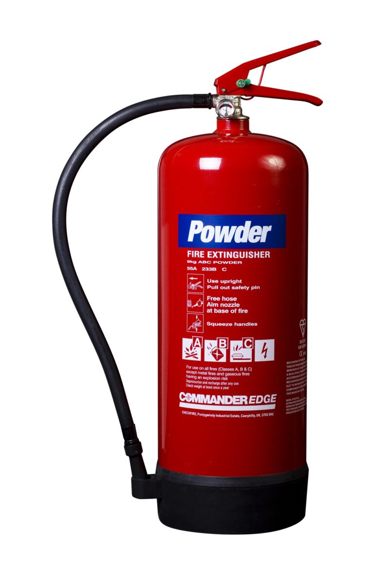 Powder extinguisher