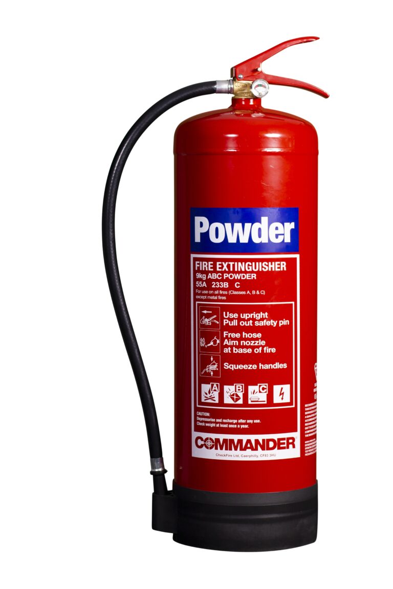 Powder fire extinguisher